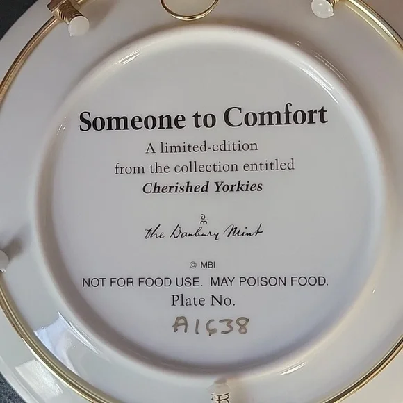Vintage Danbury Mint., Someone to Comfort Yorkie Collector Plate - Picture 4 of 4